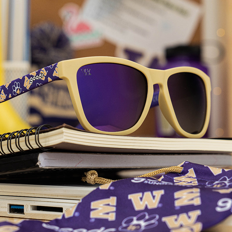 "Husky Howlers” Limited Washington Collegiate OG Polarized Sunglasses