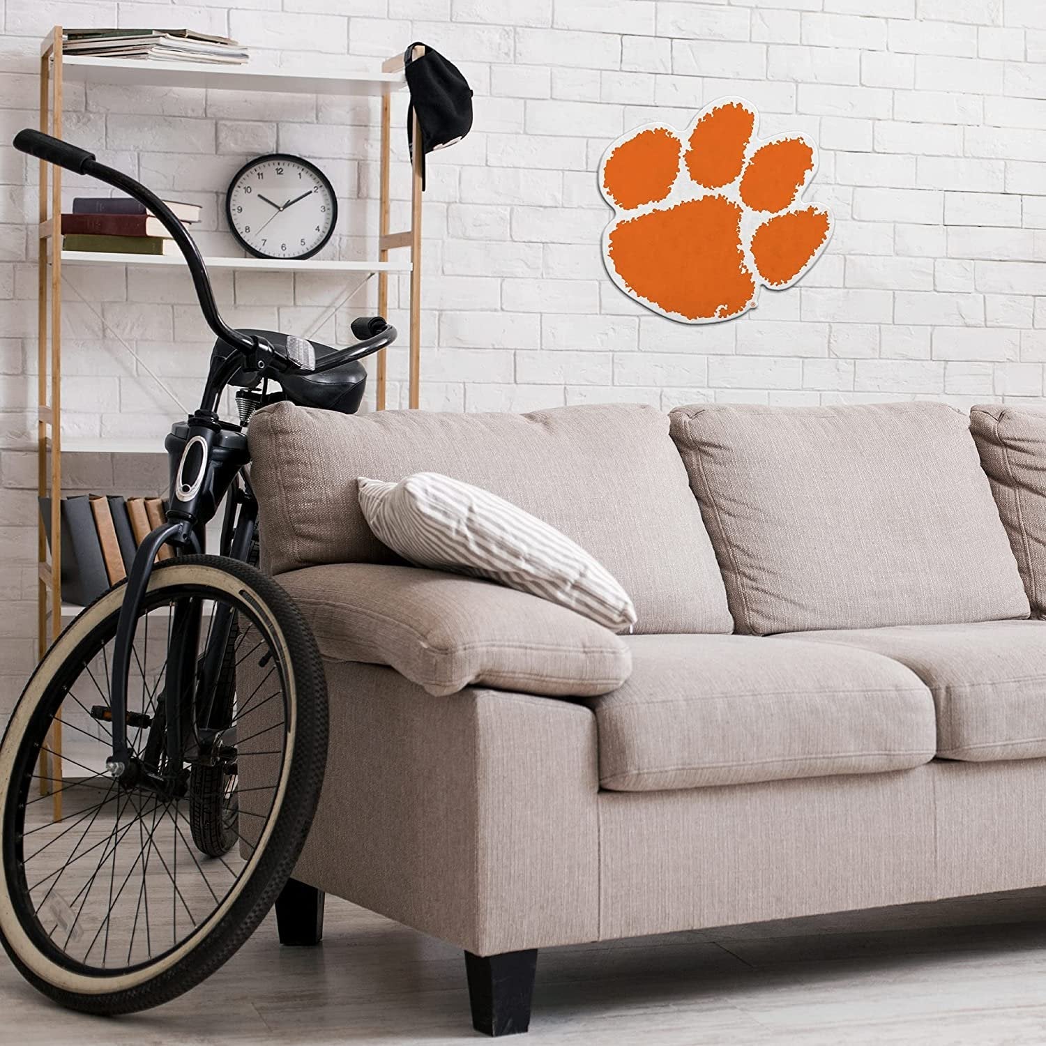 Clemson University Tigers Soft Felt Pennant, Logo Design, Shape Cut, 18 Inch, Easy To Hang