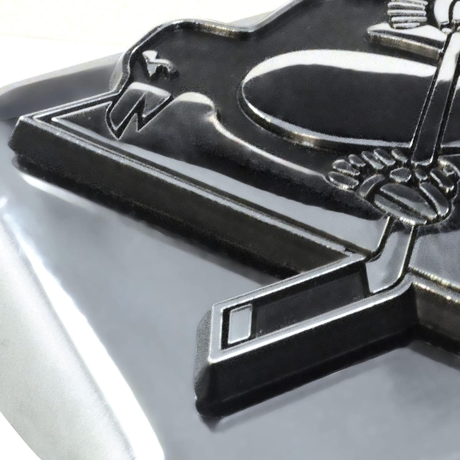 Dallas Mavericks Hitch Cover Solid Metal with Raised Chrome Metal Emblem 2" Square Type III