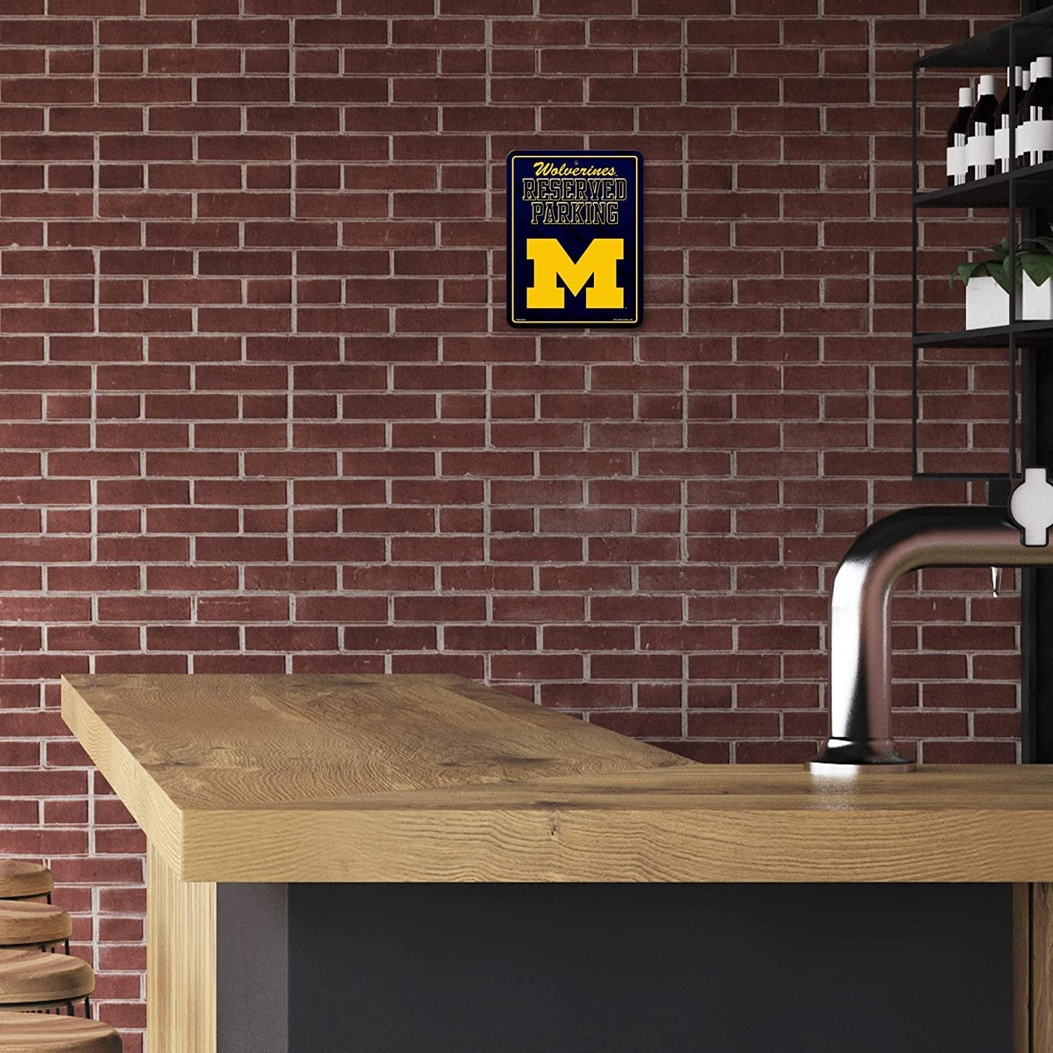 University of Michigan Wolverines Metal Parking Novelty Wall Sign 8.5 x 11 Inch