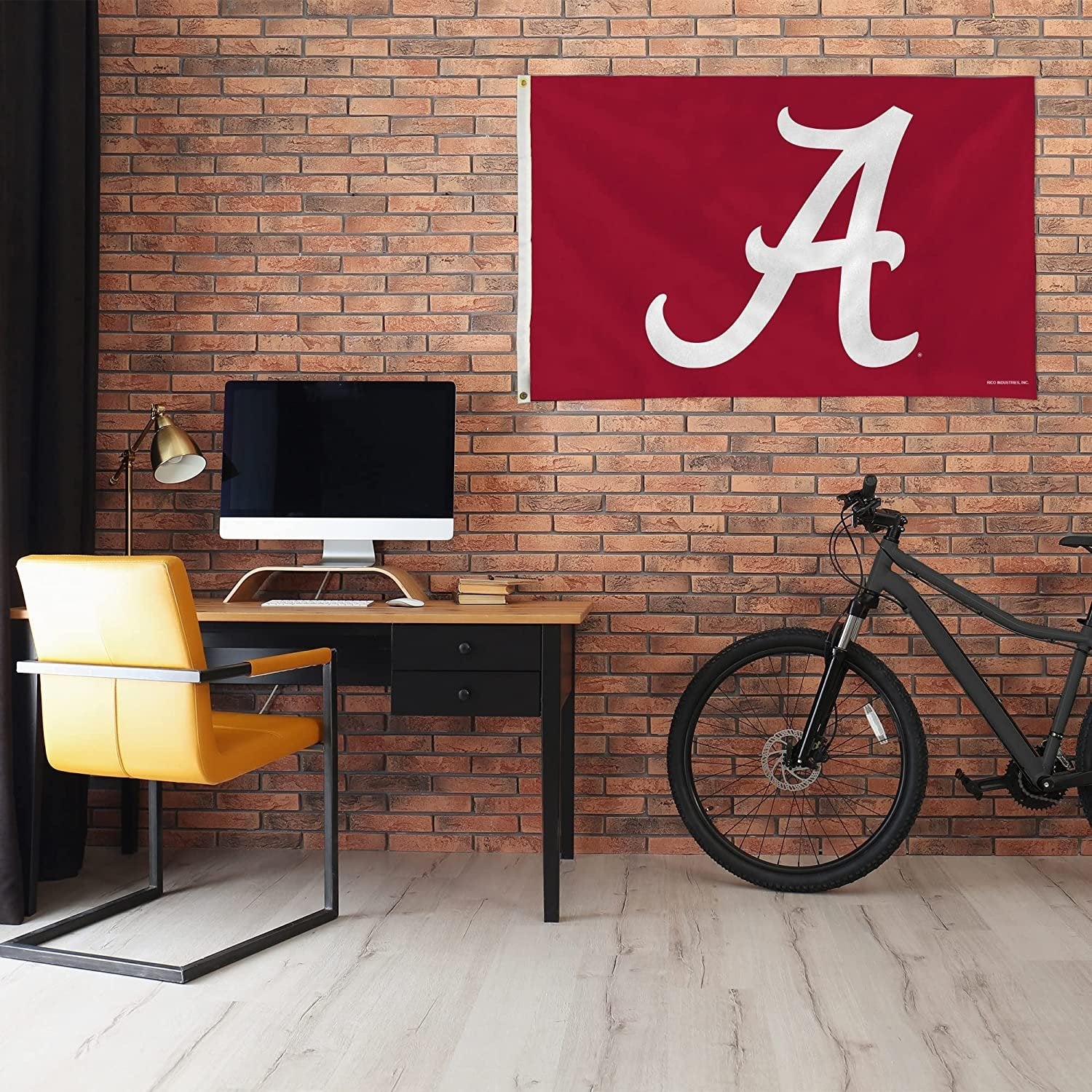 NCAA Alabama Crimson Tide 3-Foot by 5-Foot Single Sided Banner Flag with Grommets